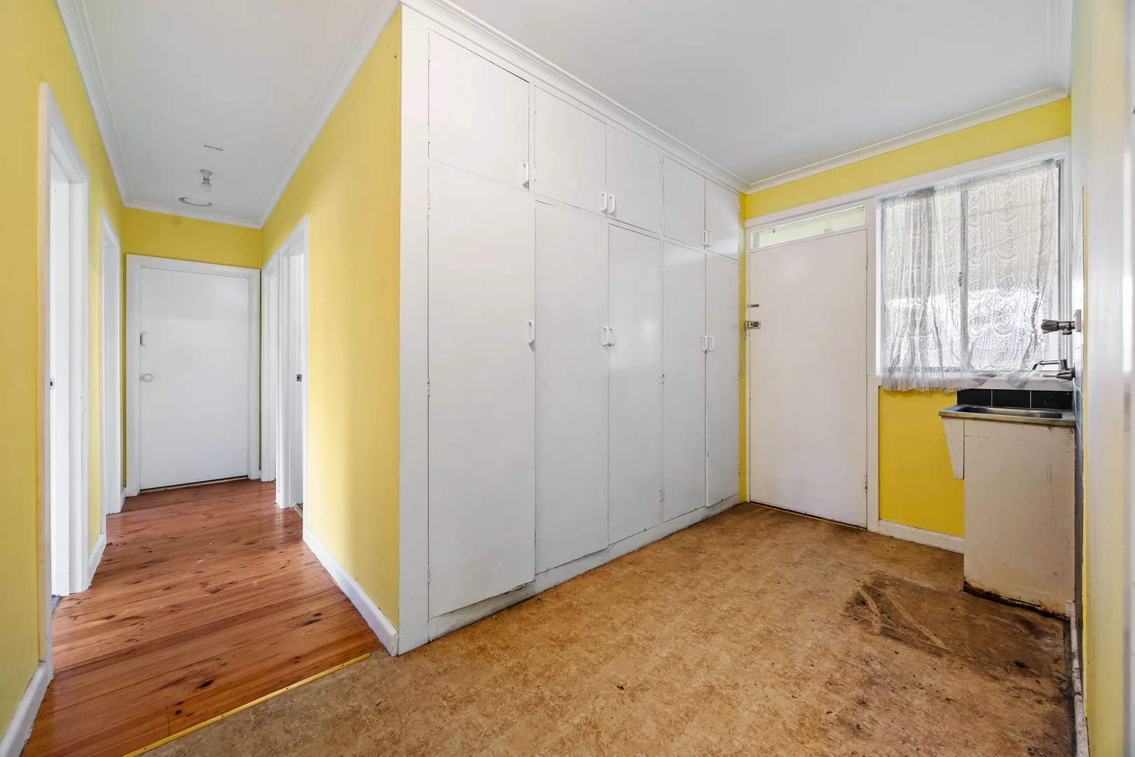 Additional image 15 of 402-404 Richards Street, Canadian VIC 3350