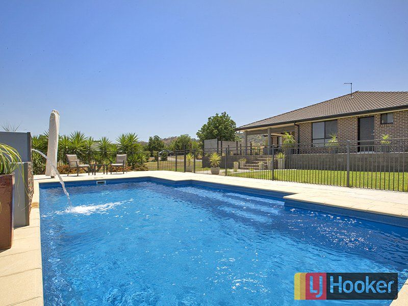 42 Sequioa Drive, Moore Creek NSW 2340, Image 0