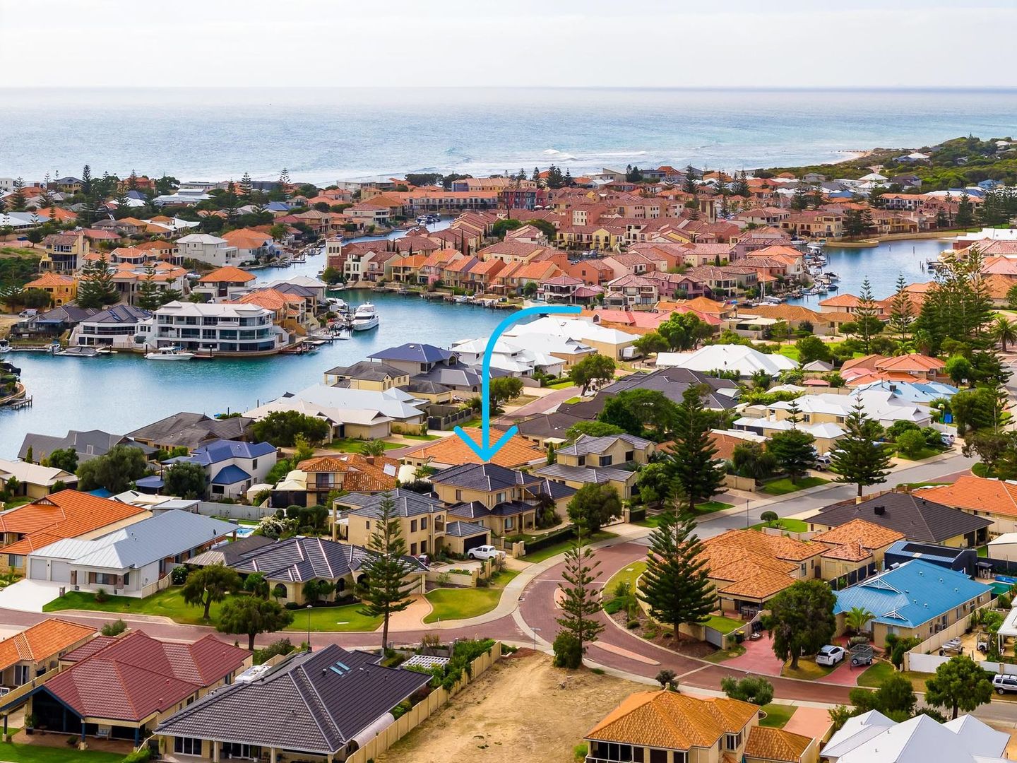 6 Batavia Ave, Wannanup WA 6210 Domain