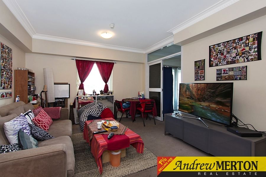 Unit 214/2 City View Rd, Pennant Hills NSW 2120, Image 2