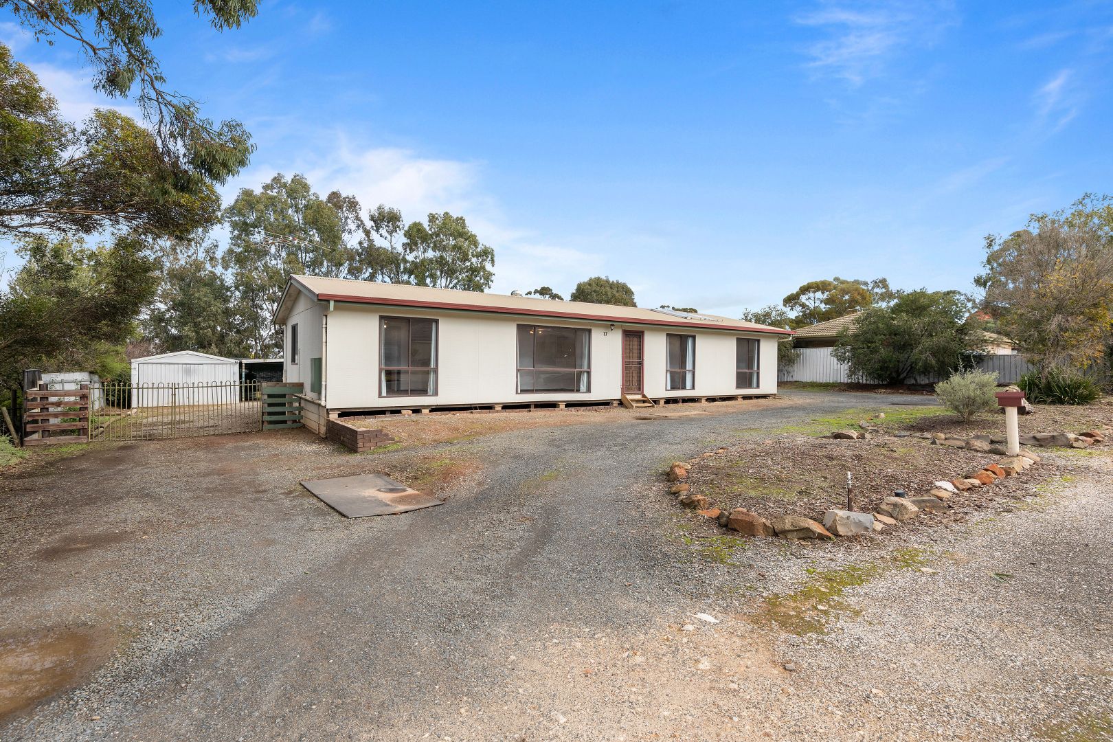 17-19 Strickland Street, Kapunda SA 5373, Image 1