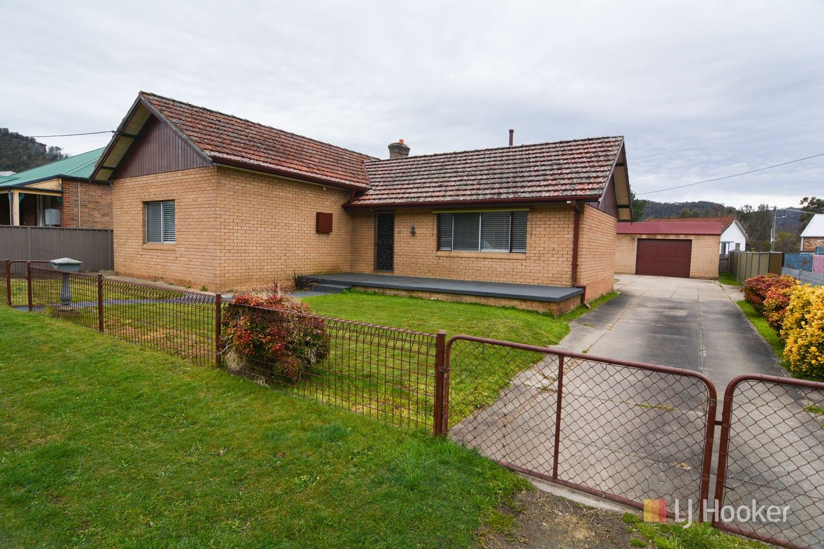3 bedrooms House in 11 Macauley Street LITHGOW NSW, 2790