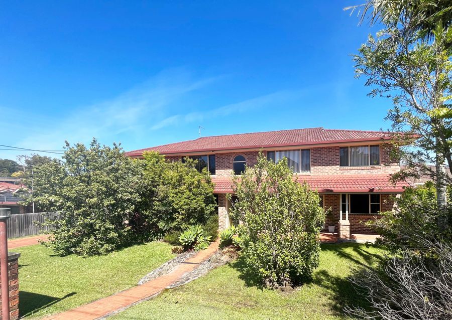 2 bedrooms Apartment / Unit / Flat in 3/31 Wybalena Crescent TOORMINA NSW, 2452