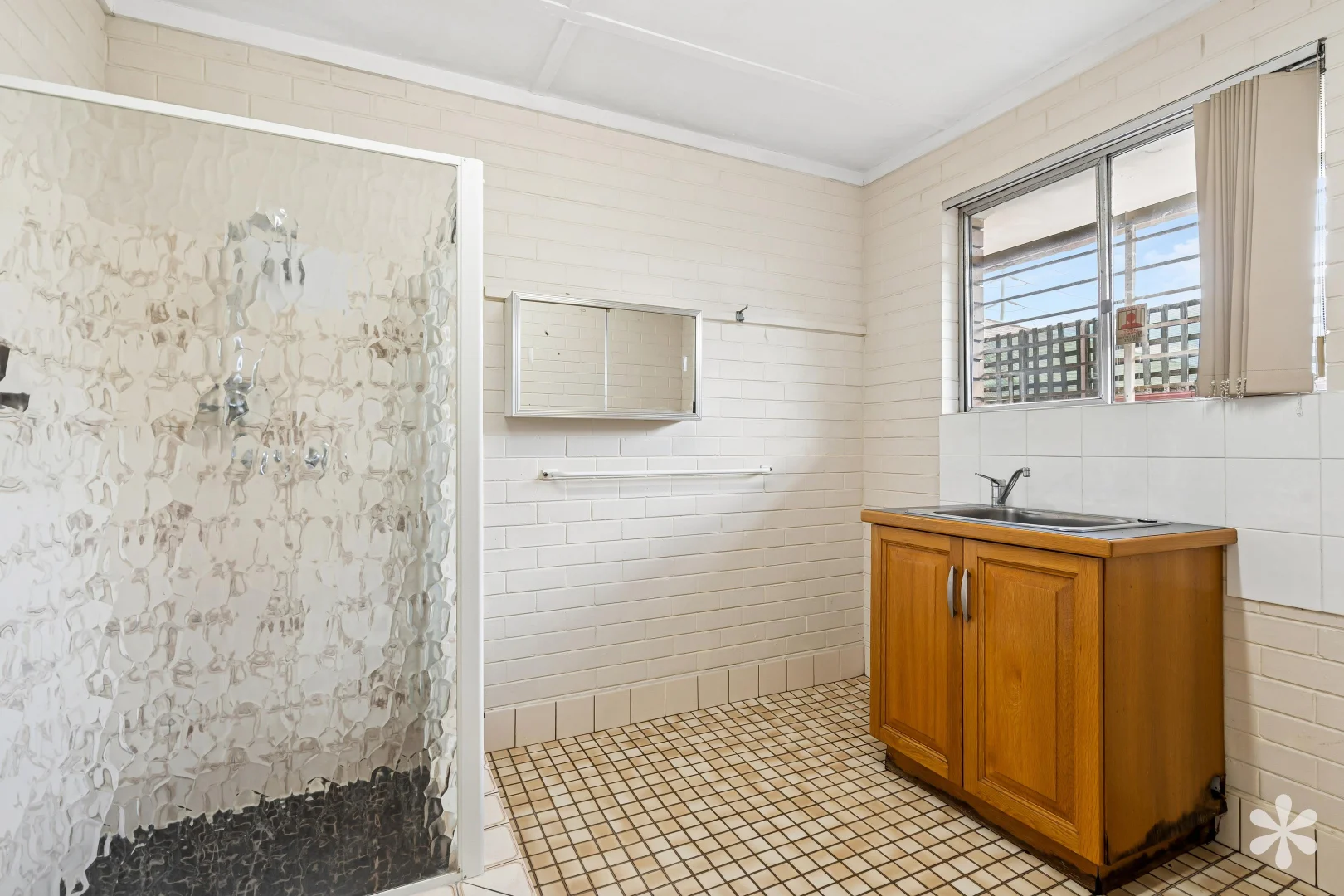 Additional image 14 of 215 Hardey Road, Belmont WA 6104