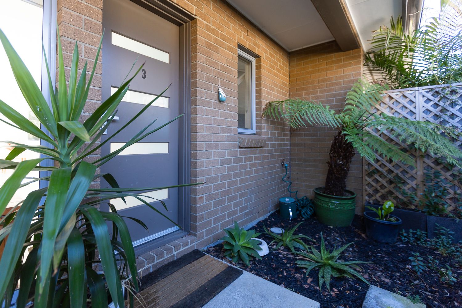 2 bedrooms Townhouse in Unit 3/48 Holyman St SCULLIN ACT, 2614