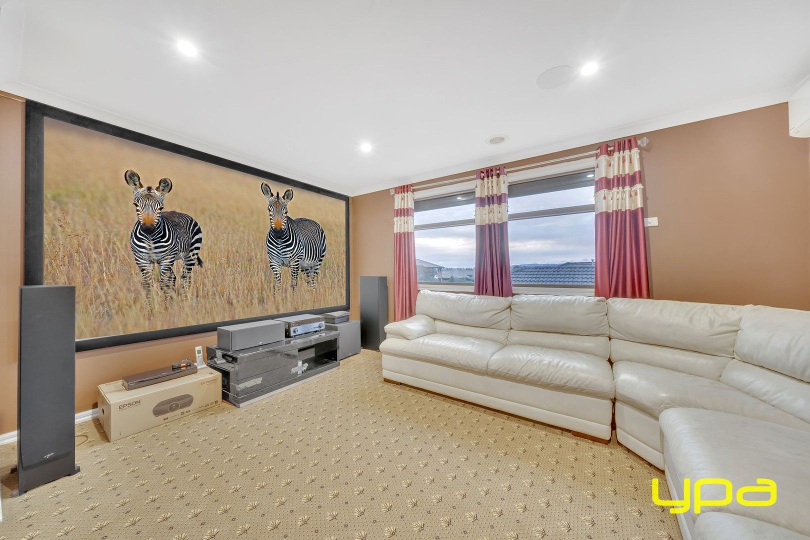 4 bedrooms House in 4 Highbury Road CLYDE NORTH VIC, 3978