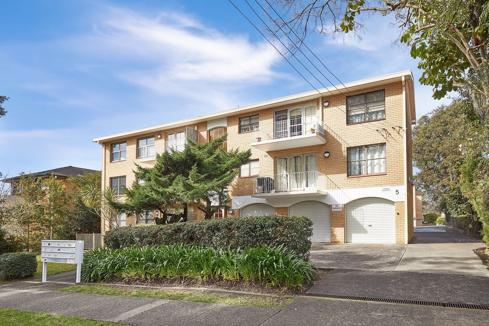 1 bedrooms Apartment / Unit / Flat in 8/40-42 Albert Street HORNSBY NSW, 2077