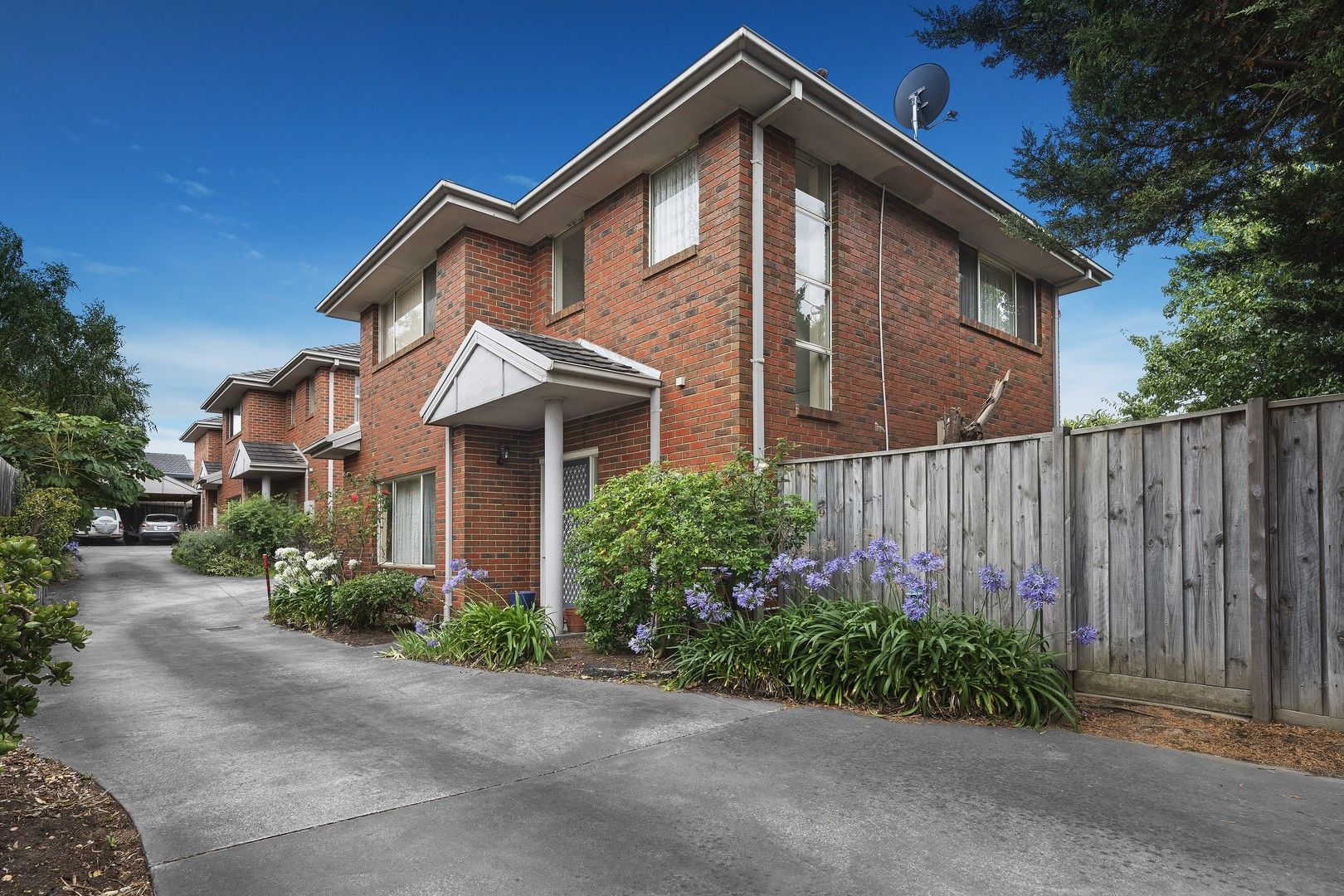3 bedrooms Townhouse in 1/323 Thompsons Road TEMPLESTOWE LOWER VIC, 3107