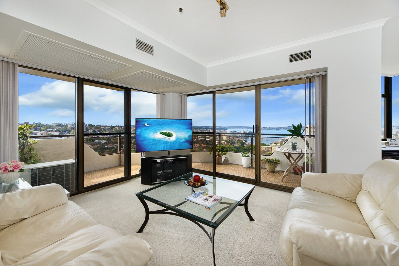 3 bedrooms Apartment / Unit / Flat in 37/171 Walker Street NORTH SYDNEY NSW, 2060