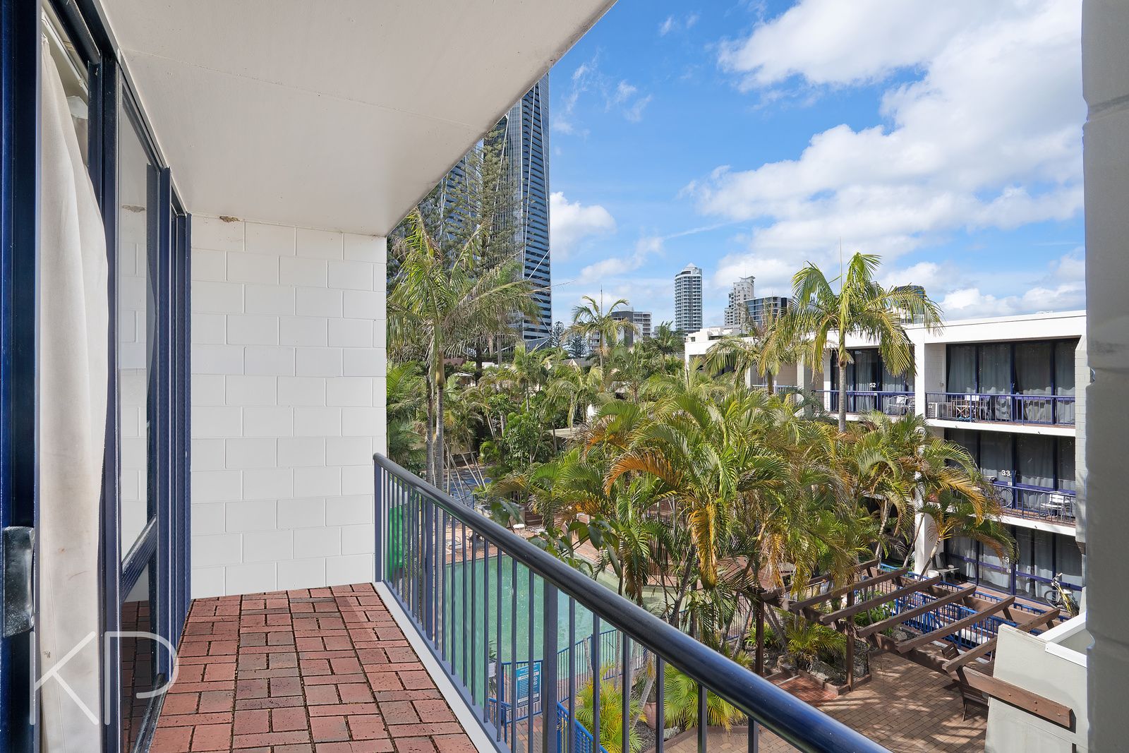 1 bedrooms Apartment / Unit / Flat in 46/2877 Gold Coast Highway SURFERS PARADISE QLD, 4217