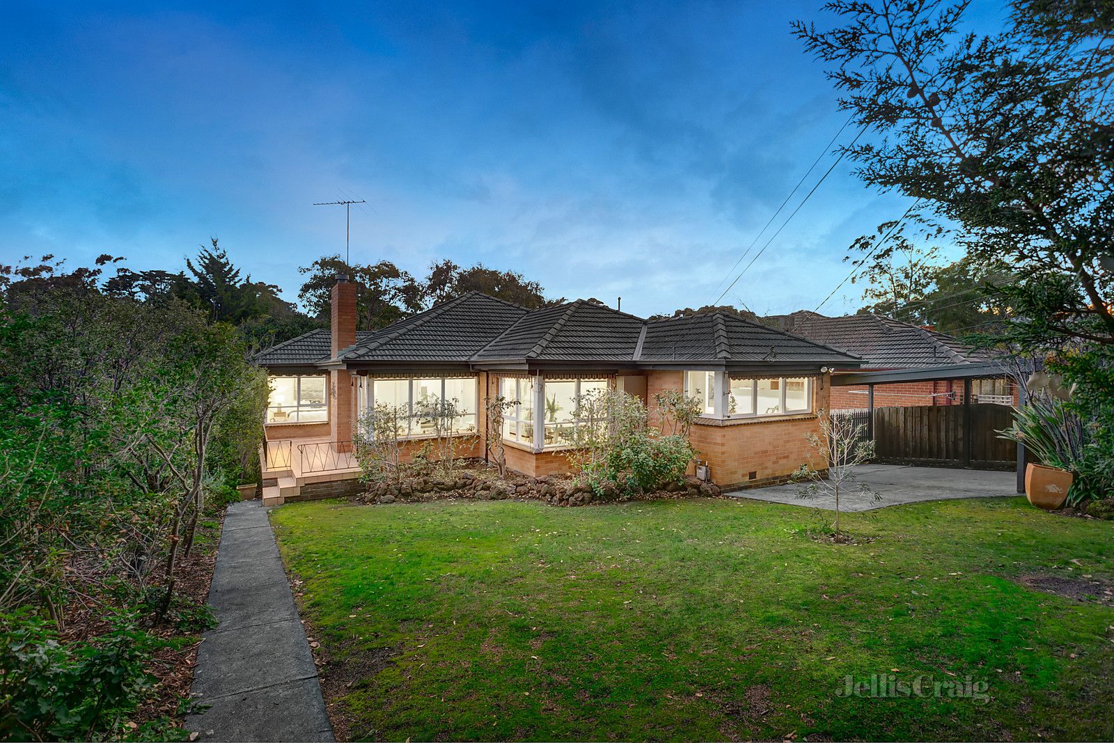 134 St Helena Road, Briar Hill VIC 3088, Image 1