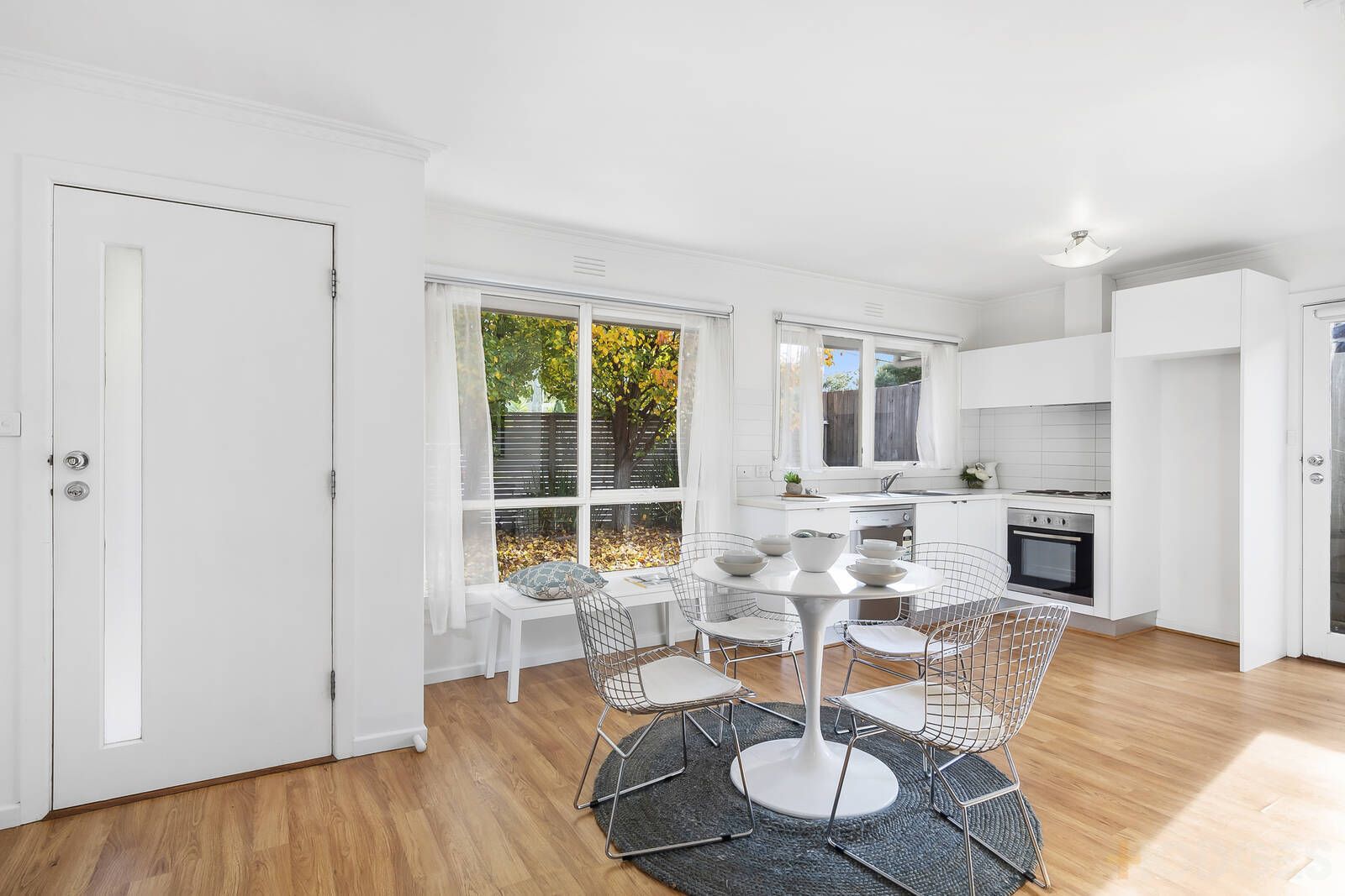 1/3 Colville Court, Herne Hill VIC 3218, Image 2