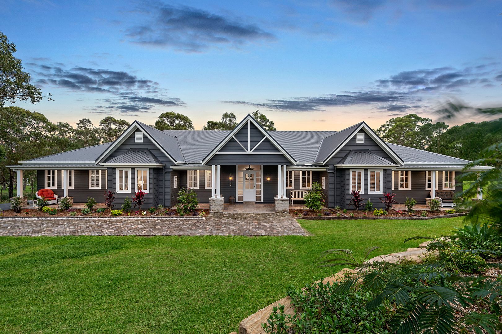 13 Wirrinya Place, Grasmere Property History & Address Research Domain