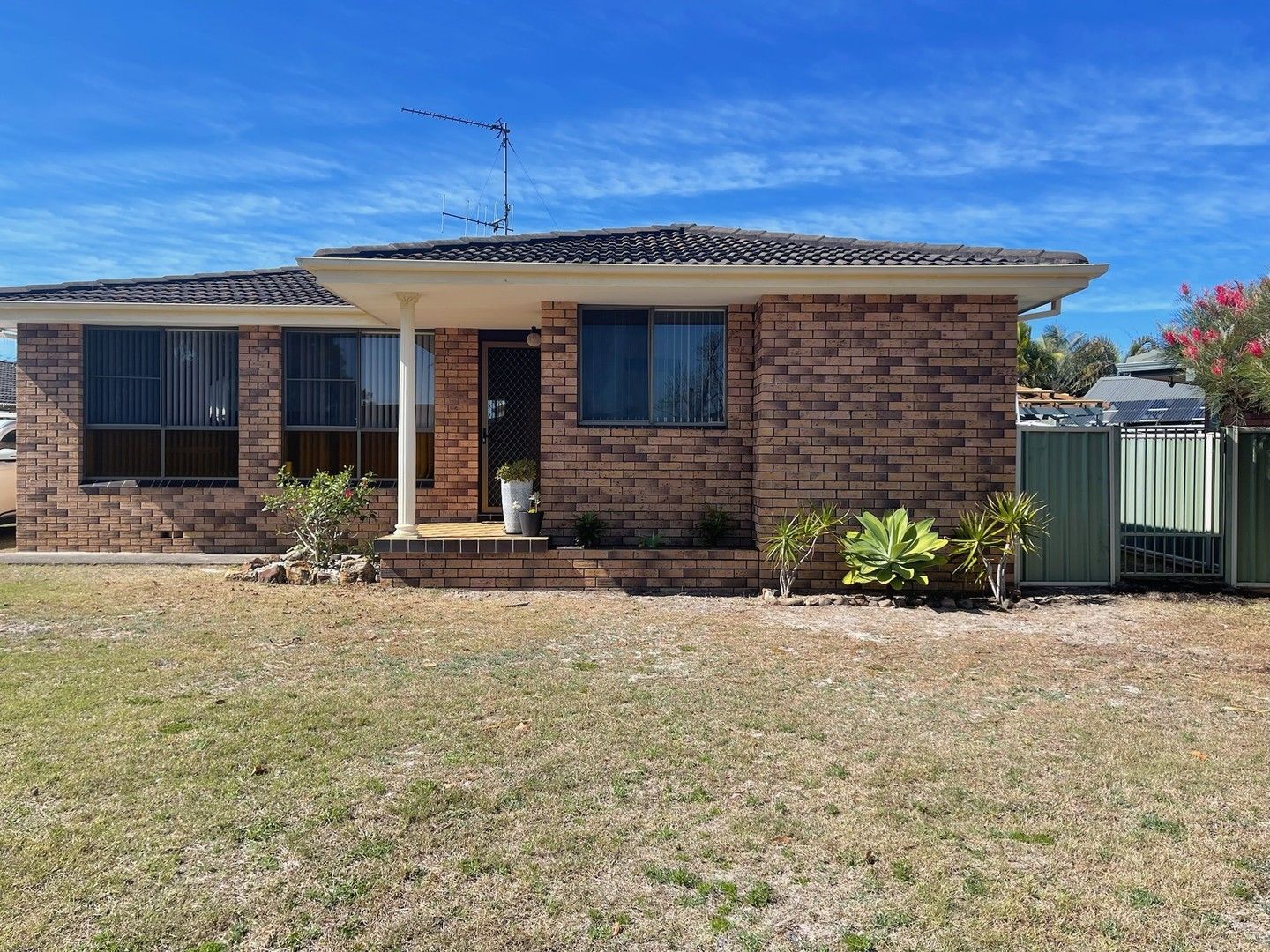 Unit 1/4 Mills Pde, Tuncurry NSW 2428 Villa For Rent Domain