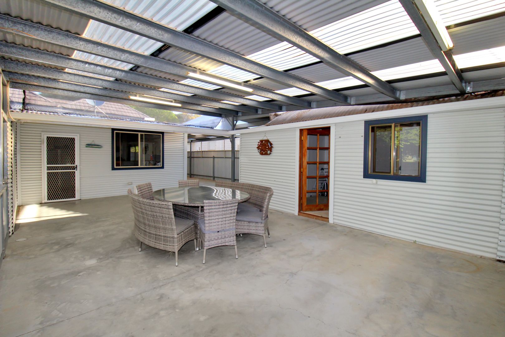 415 Leonard Street, Hay NSW 2711, Image 1