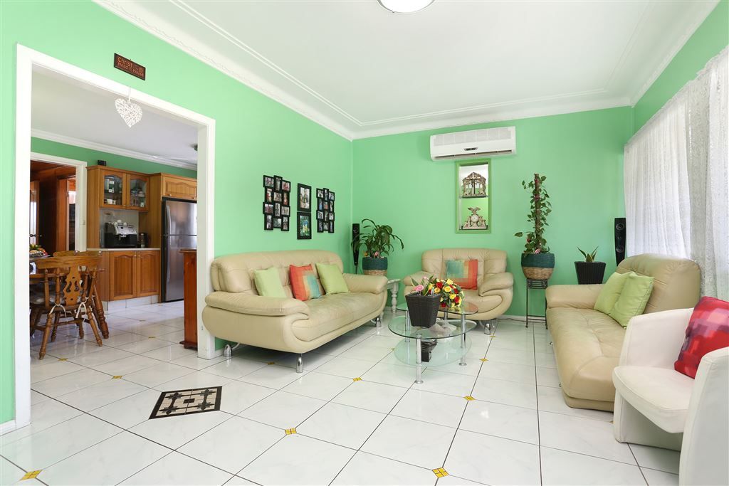 4 Tallawong Avenue, Blacktown NSW 2148, Image 1