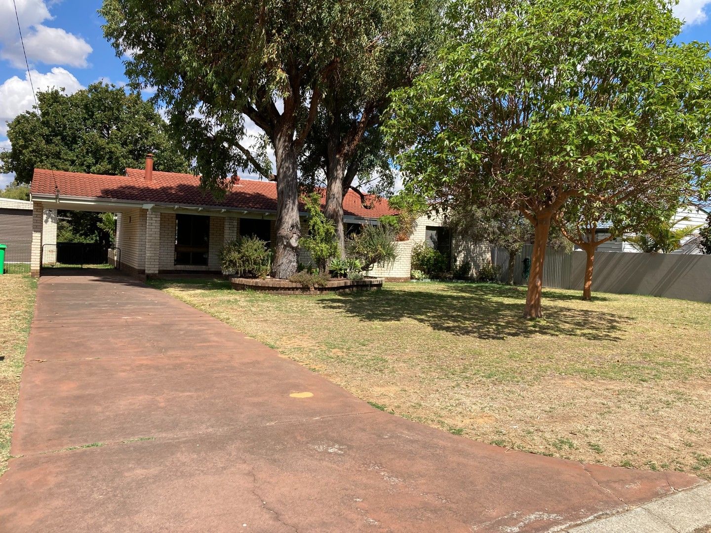 4 Harding Way, Australind WA 6233 House For Rent Domain