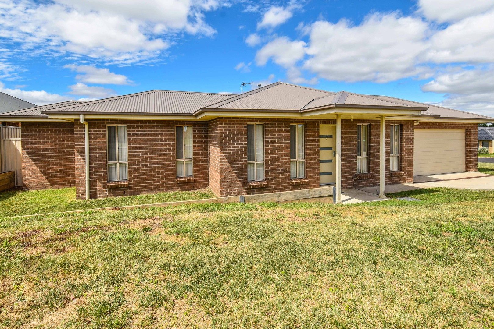 3 bedrooms House in 18 Emerald Street ORANGE NSW, 2800