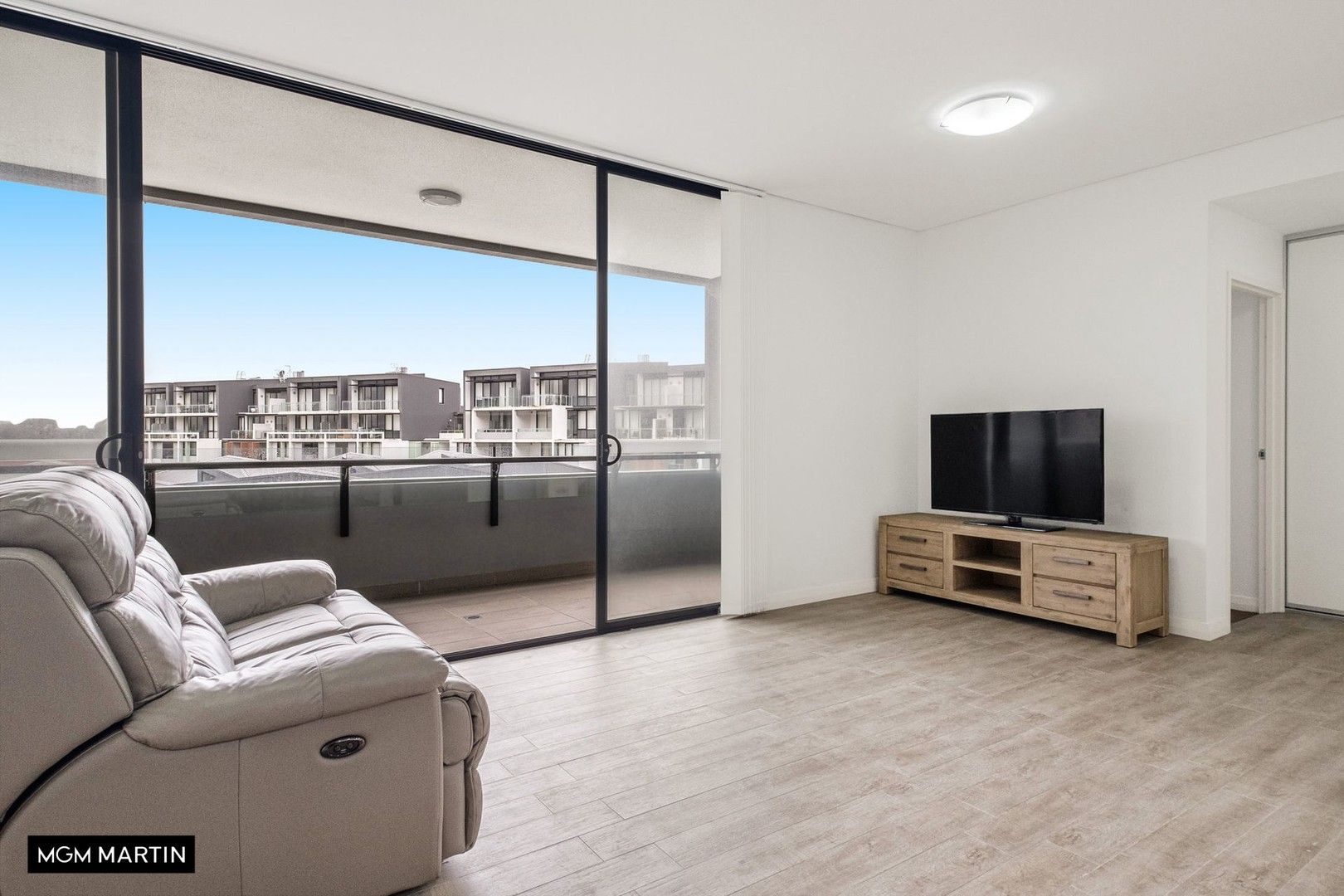 2 bedrooms Apartment / Unit / Flat in 601/99-101 Dalmeny Avenue ROSEBERY NSW, 2018