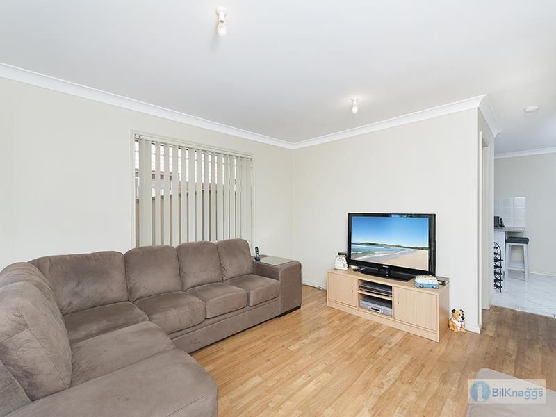 5/2 Creswell Pl, Fingal Bay NSW 2315, Image 2