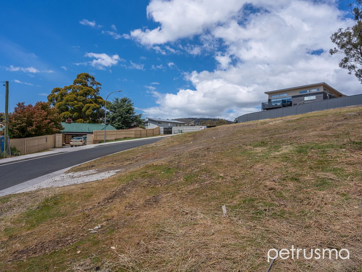 7 Ancanthe Avenue, Lenah Valley TAS 7008, Image 2