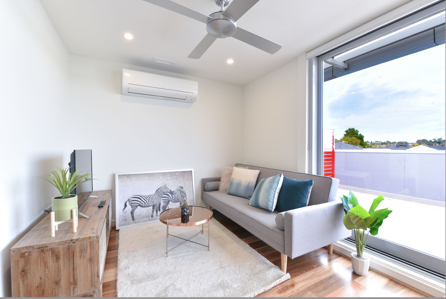 2 bedrooms Apartment / Unit / Flat in 303/326 Burwood Highway BURWOOD VIC, 3125