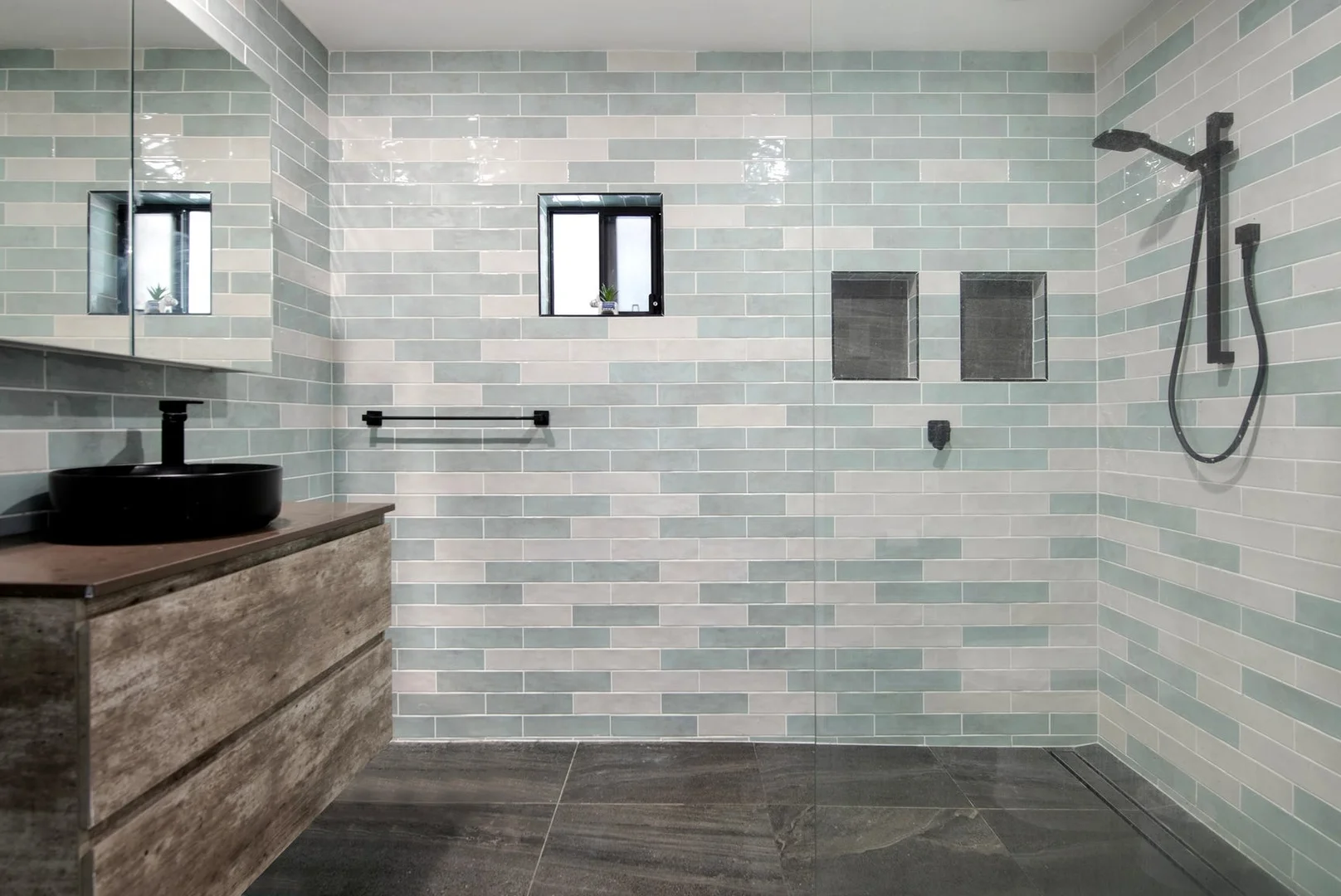 Additional image 10 of 28 Pilot Court, Mermaid Waters QLD 4218