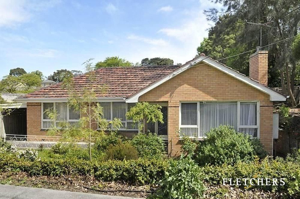 5 bedrooms House in 2 Downing Street BLACKBURN VIC, 3130