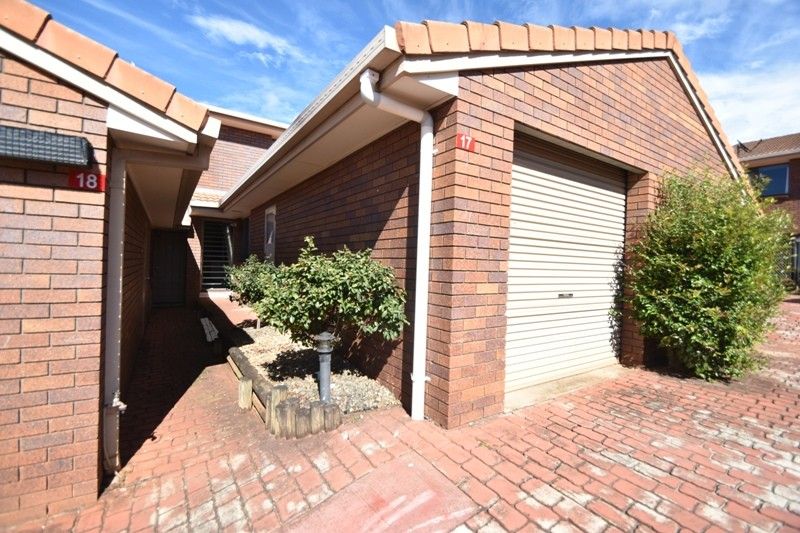 3 bedrooms Apartment / Unit / Flat in 17/173 North Street ROCKVILLE QLD, 4350