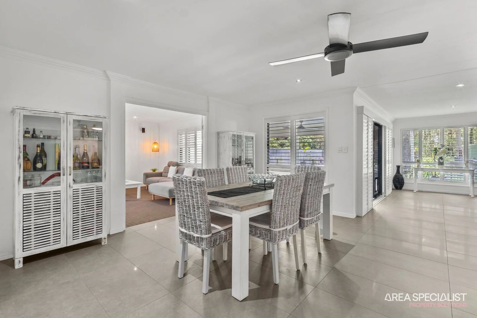 Additional image 17 of 52 Pelican Parade, Jacobs Well QLD 4208