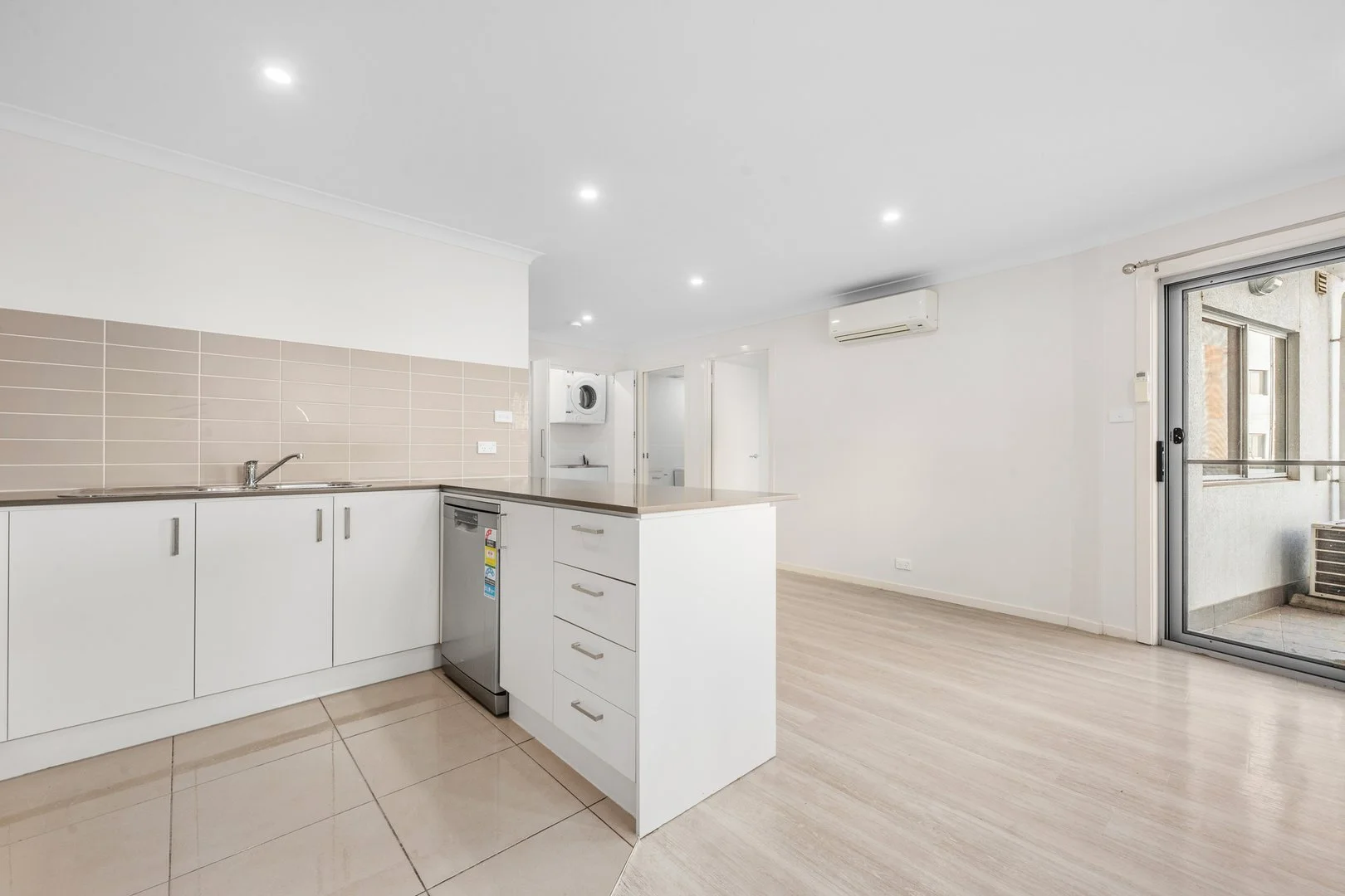 Additional image 3 of 28/119 Redfern Street, Macquarie ACT 2614