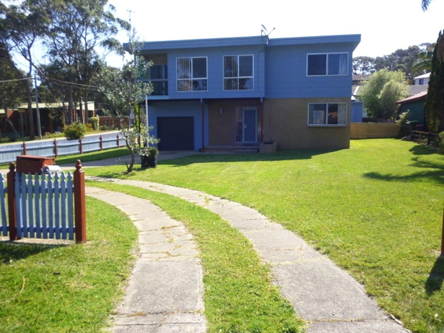 379 Bass Drive, Lilli Pilli NSW 2536 House For Rent 450