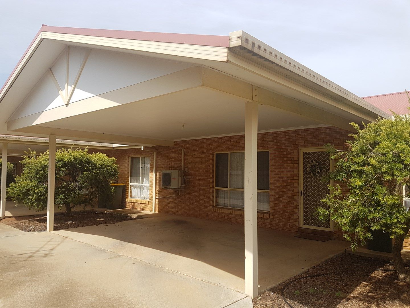 2/29 Couch Road, Griffith NSW 2680, Image 0