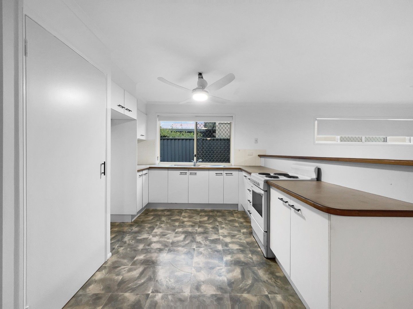2 bedrooms Apartment / Unit / Flat in 2/5 Lexie Street MARCOOLA QLD, 4564