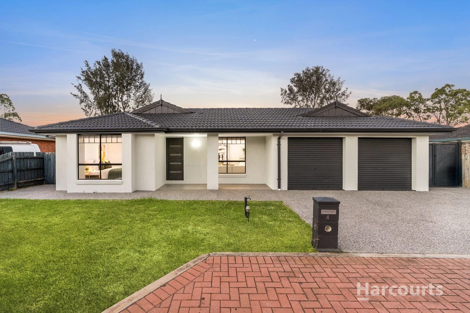 4 Pluto Place, Hoppers Crossing VIC 3029