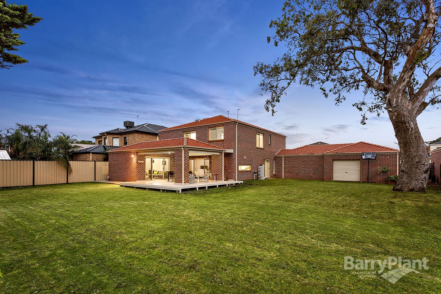 6 Redmond Court, Bundoora VIC 3083, Image 2