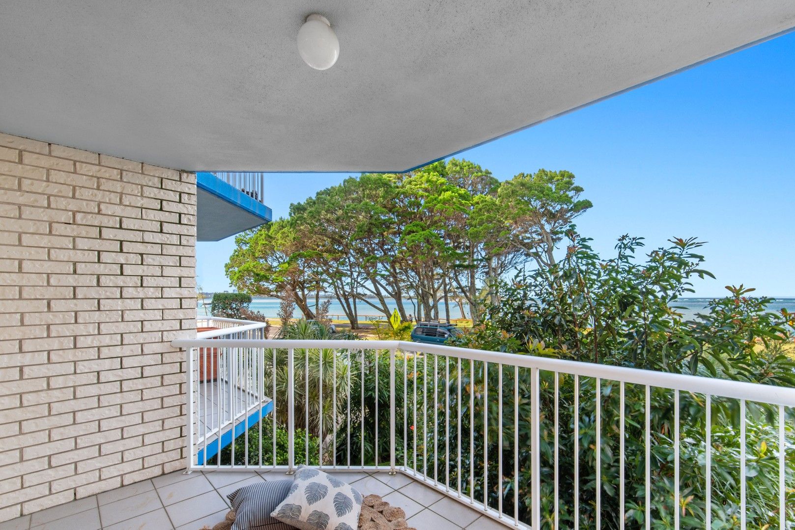 3 bedrooms Block of Units in 1/97 Esplanade GOLDEN BEACH QLD, 4551