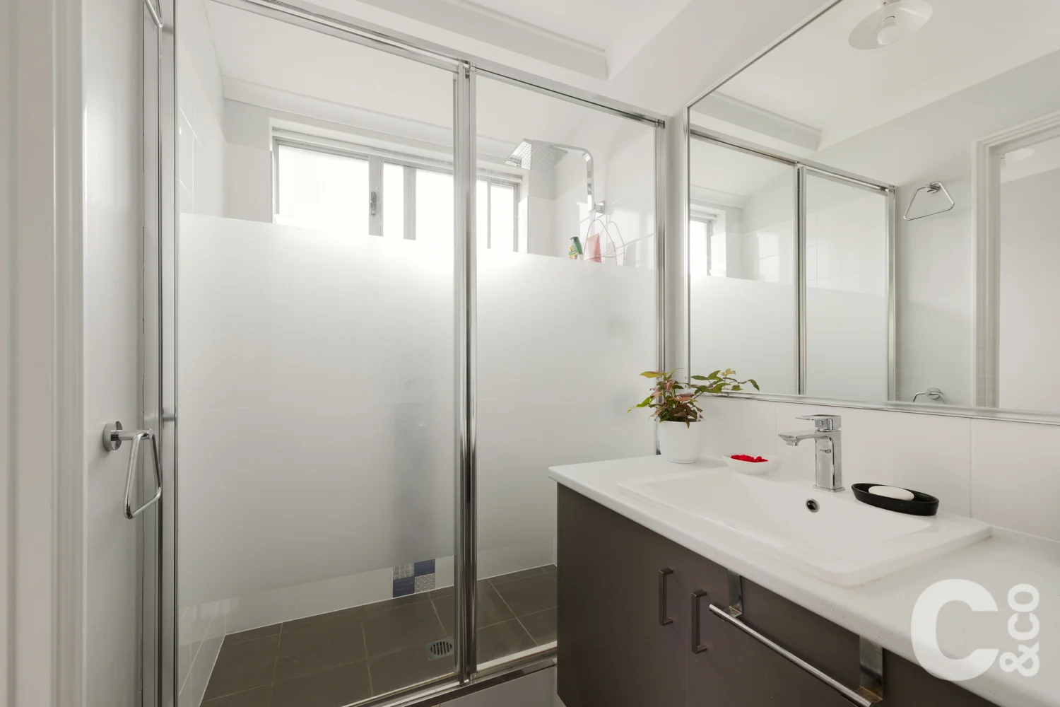 Additional image 9 of 15A Hoyton Place, Parmelia WA 6167