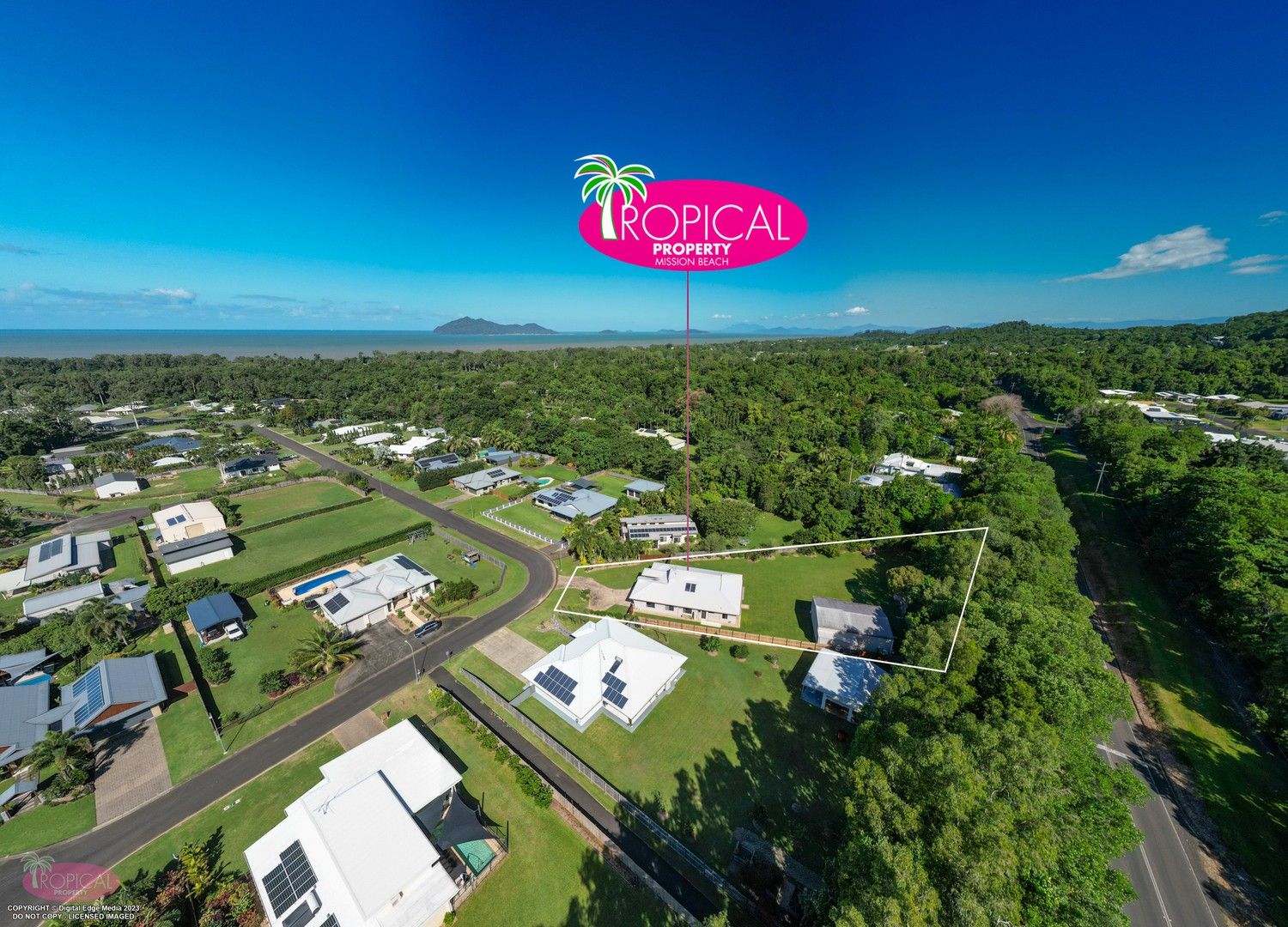 12 Sanctuary Cres, Wongaling Beach QLD 4852, Image 2