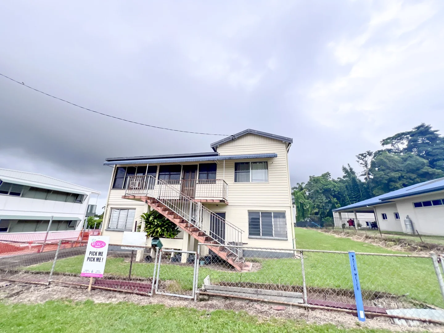 7 Black Street, Tully QLD 4854