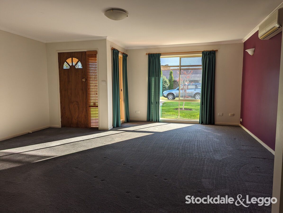 10 St James Drive, Yinnar VIC 3869 House For Rent 470 Domain