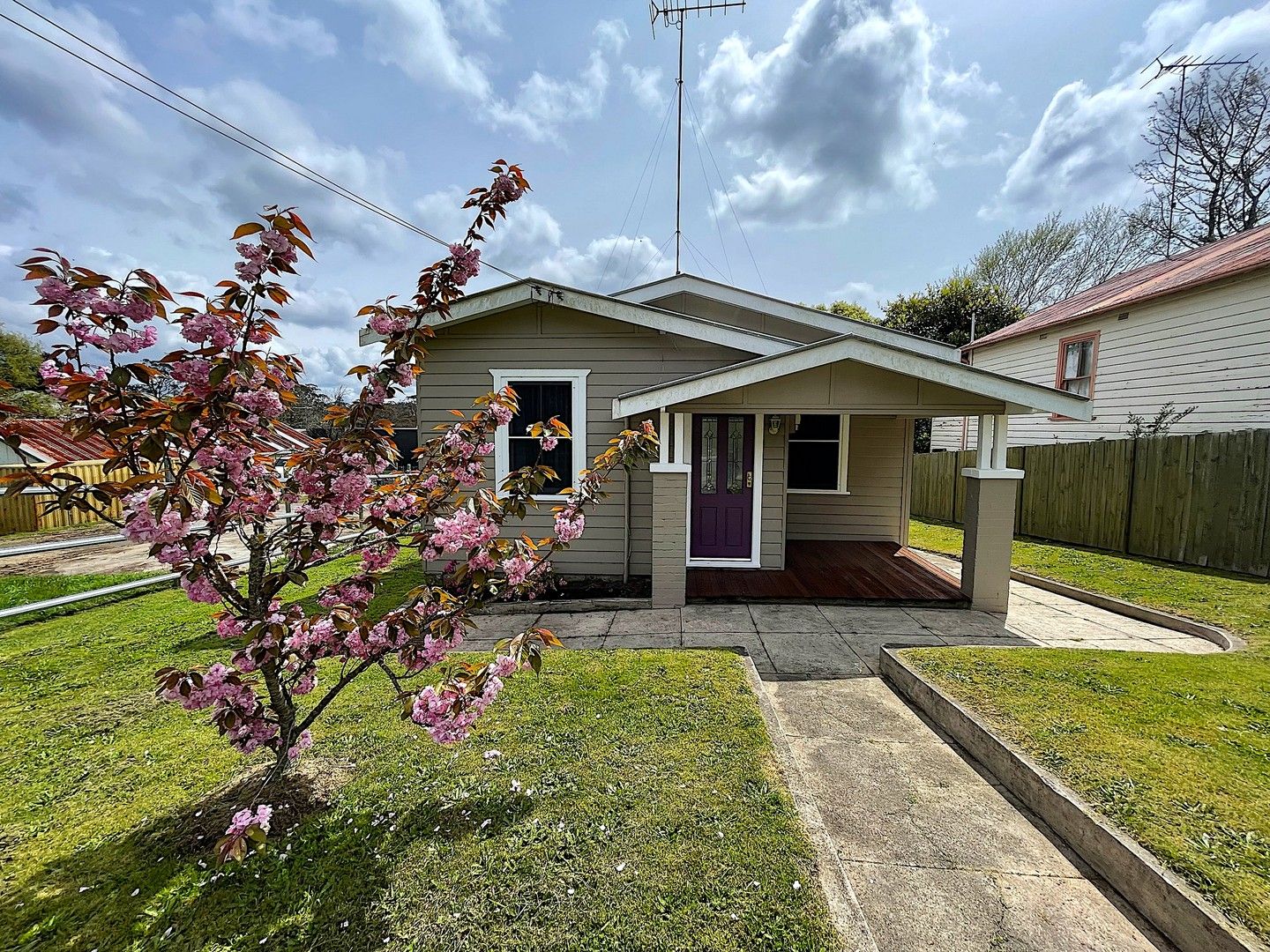 2 bedrooms House in 33 Cooper Street KATOOMBA NSW, 2780