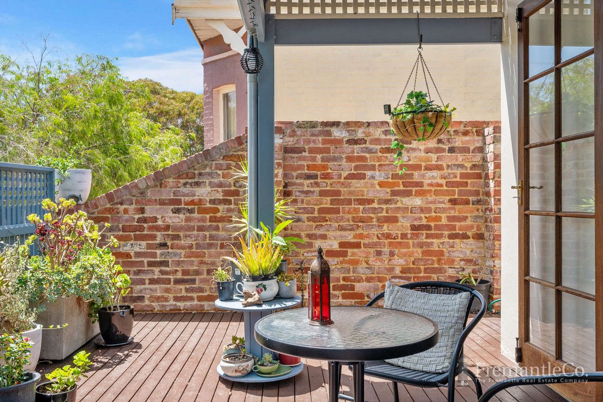 21 Lefroy Road, South Fremantle WA 6162 Domain