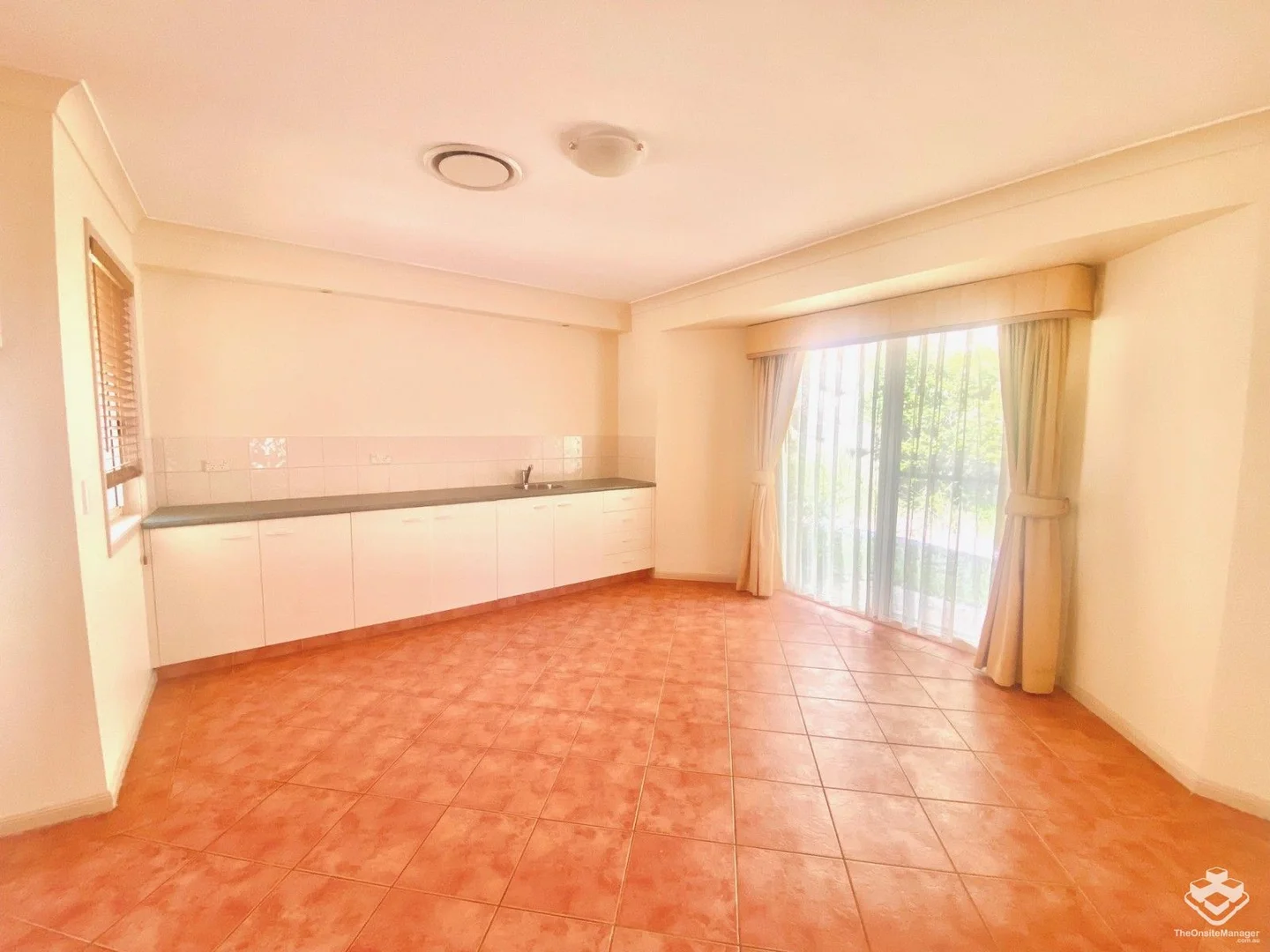 Additional image 9 of ID:21109508/16 Mulyan Place, Ashmore QLD 4214