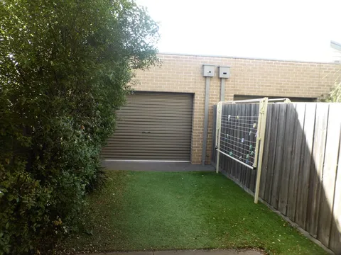 37 Barron Street, Tarneit VIC 3029 - Townhouse For Rent | Domain