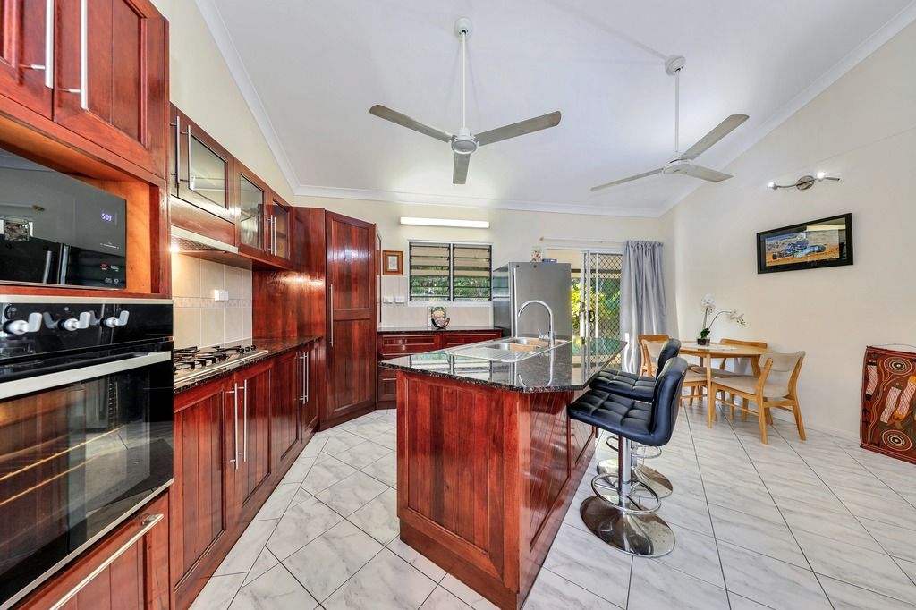 2/116 Forrest Pde, Rosebery NT 0832, Image 1