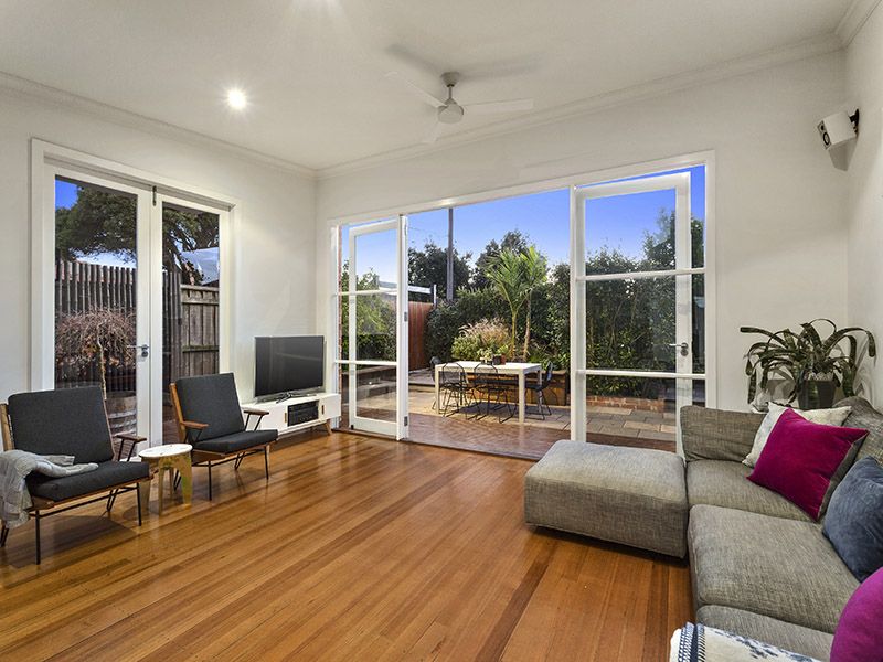 1 Sussex Road, Caulfield South VIC 3162, Image 2