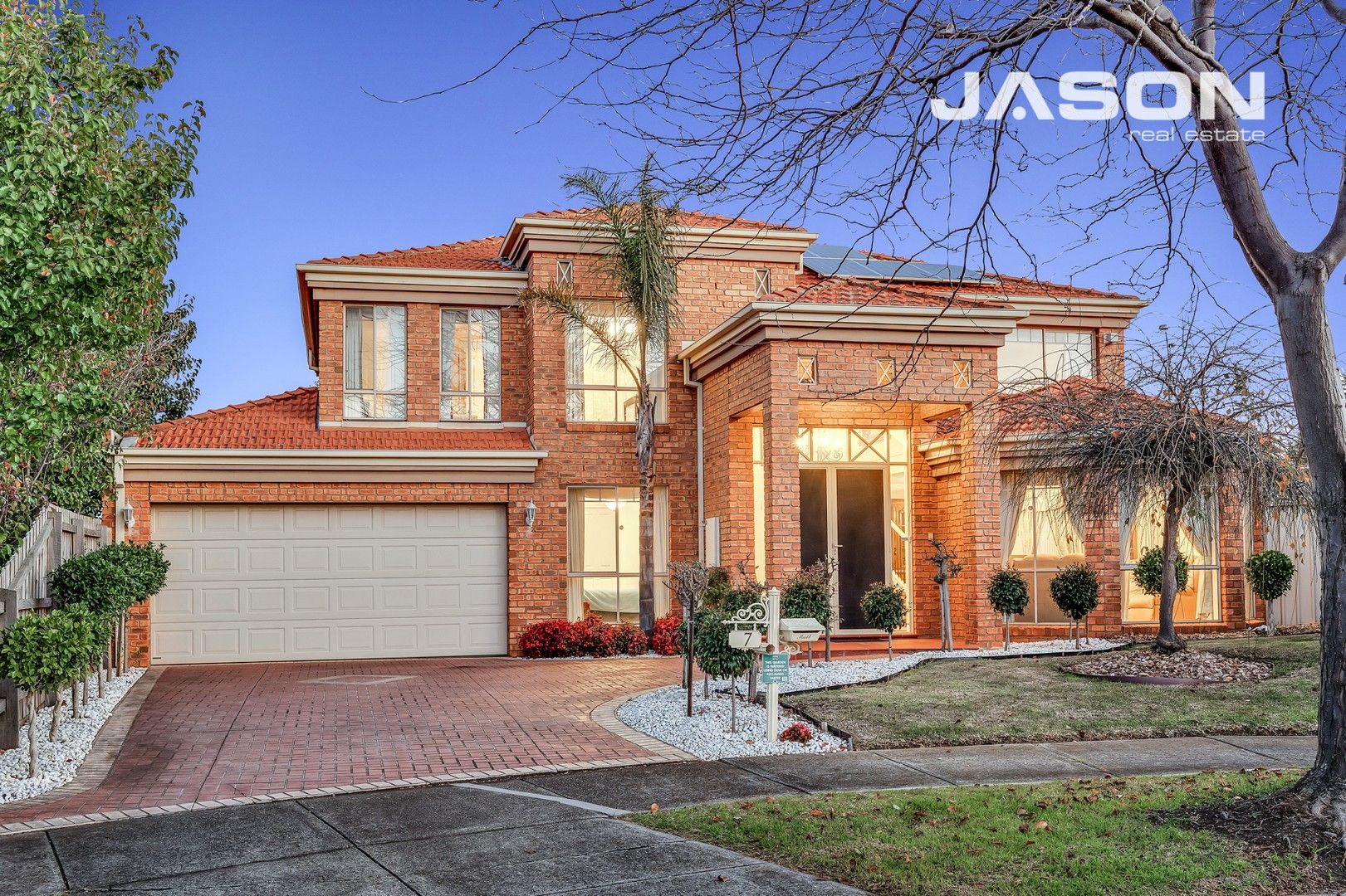 7 Kinross Court, Greenvale VIC 3059, Image 0