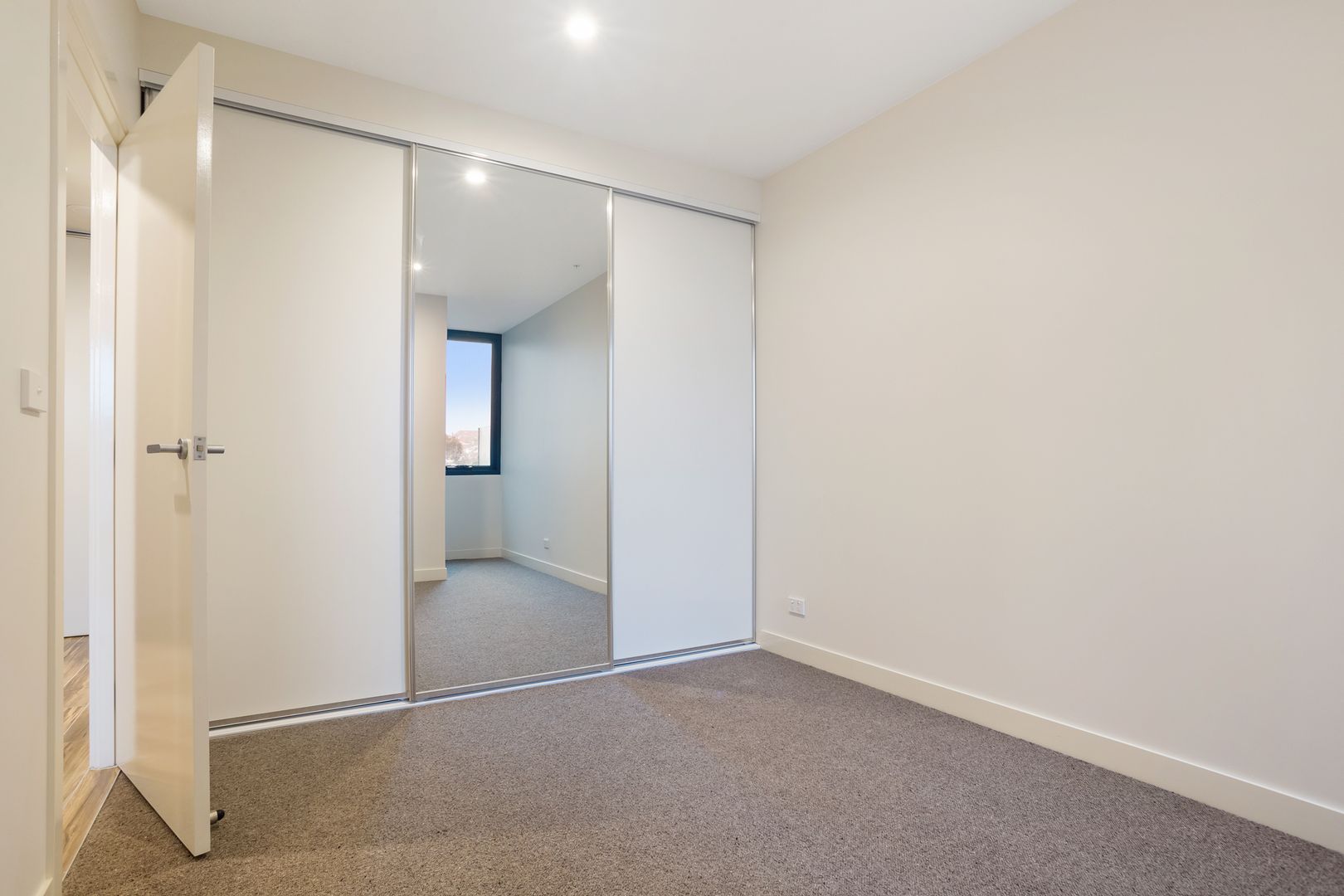 301/56-58 St Georges Road, Northcote VIC 3070, Image 2