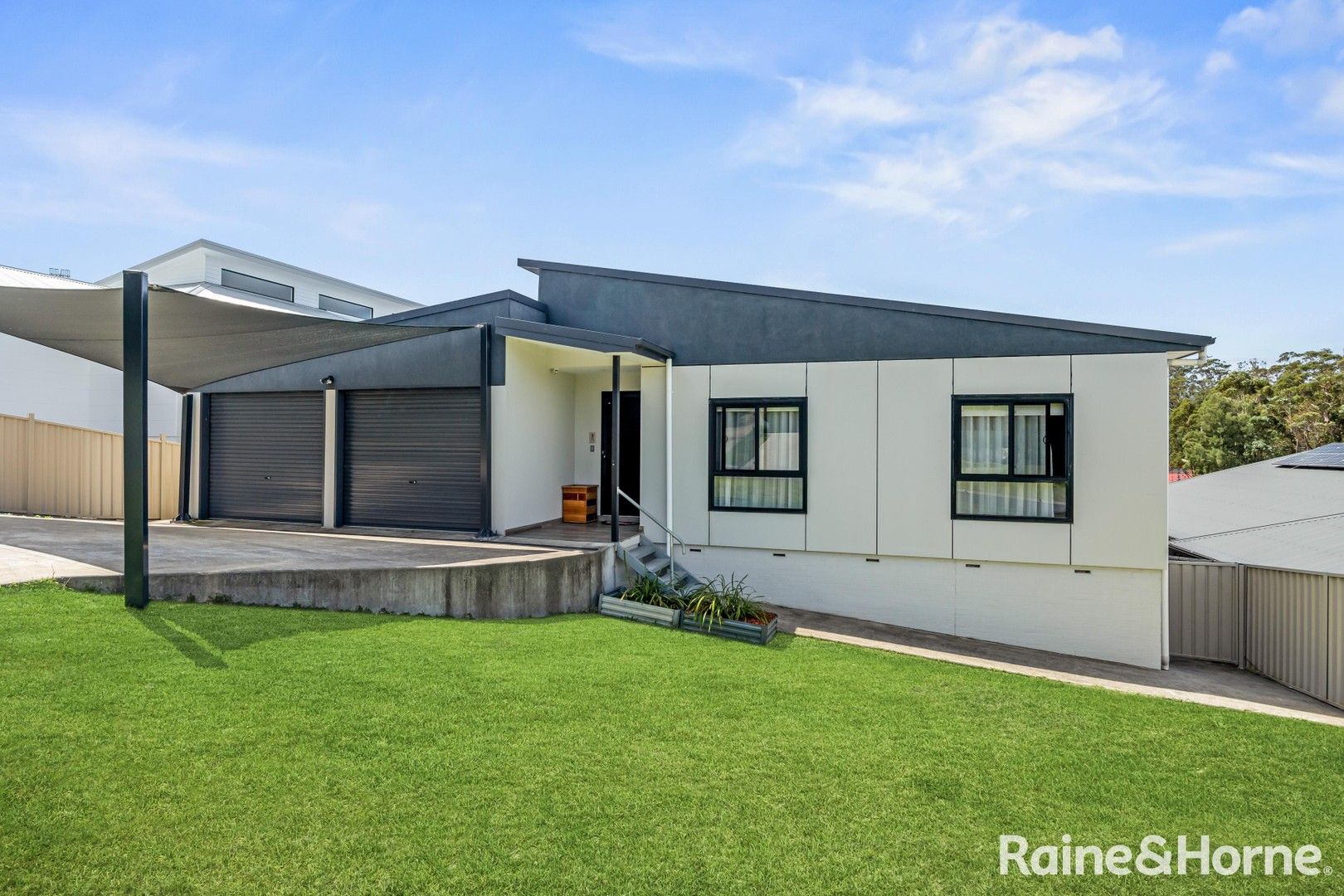 37 Springfield Drive, Mollymook NSW 2539, Image 2